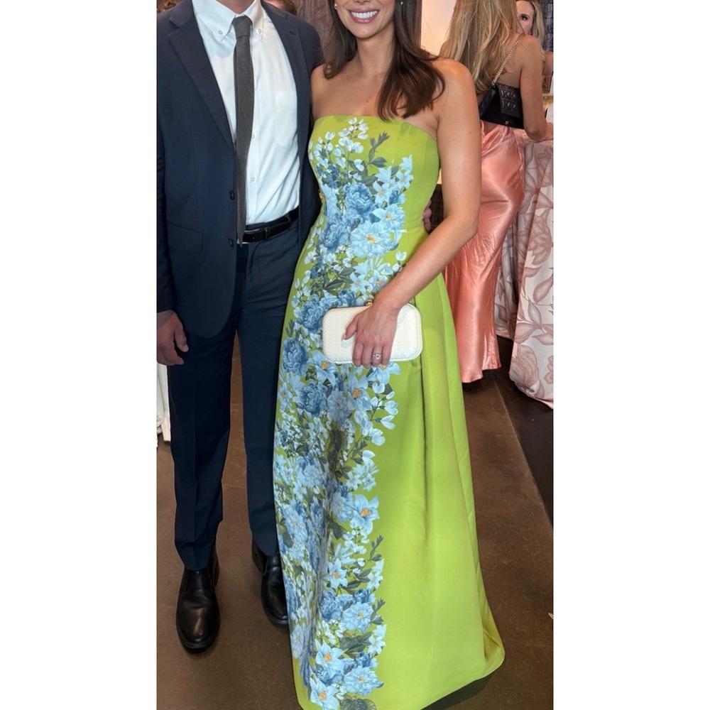 Sachin & Babi Gown - Picture 2 of 4
